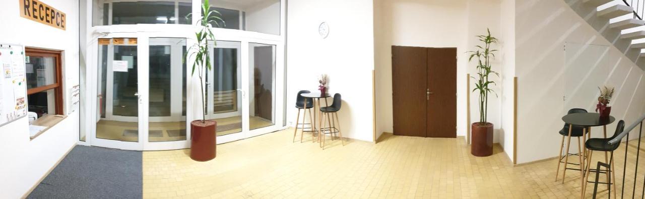 Ubytovna Funstar Tyn nad Vltavou Exterior photo