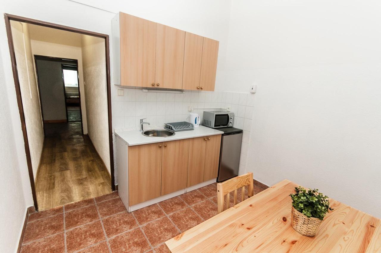 Ubytovna Funstar Tyn nad Vltavou Exterior photo