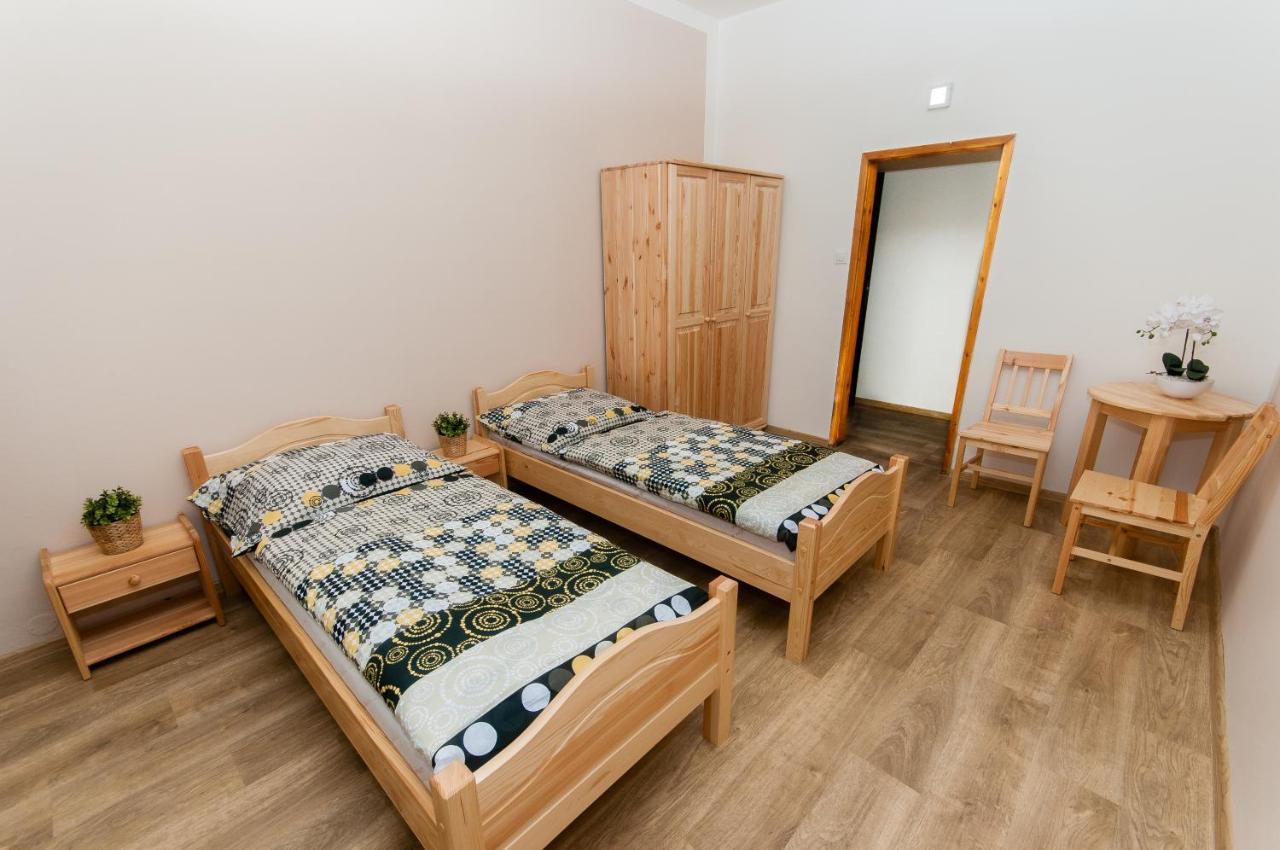 Ubytovna Funstar Tyn nad Vltavou Exterior photo
